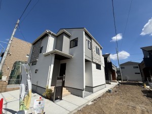 上尾市小泉、新築一戸建ての画像です