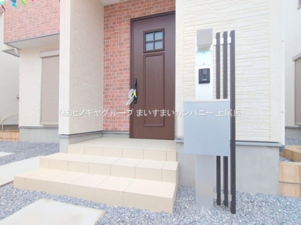 上尾市大字瓦葺、新築一戸建ての画像です