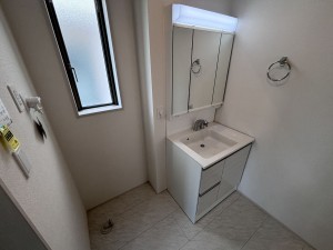上尾市大字瓦葺、新築一戸建ての画像です