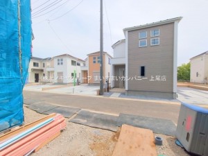 上尾市大字瓦葺、新築一戸建ての画像です