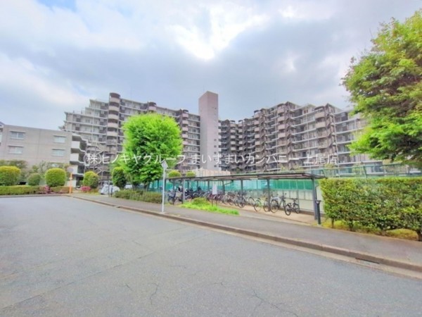 上尾市柏座、マンションの画像です