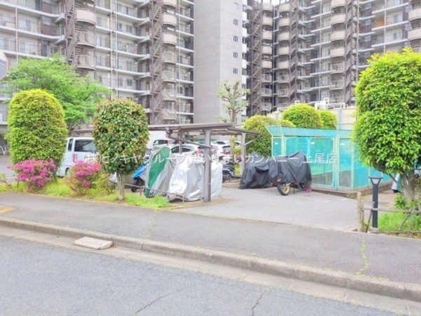上尾市柏座、マンションの画像です