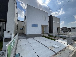 桶川市上日出谷南、新築一戸建ての画像です