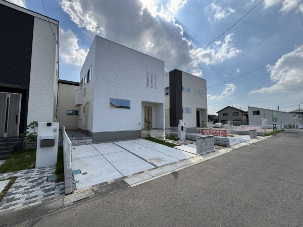 桶川市上日出谷南、新築一戸建ての画像です
