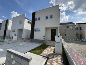 桶川市上日出谷南、新築一戸建ての画像です