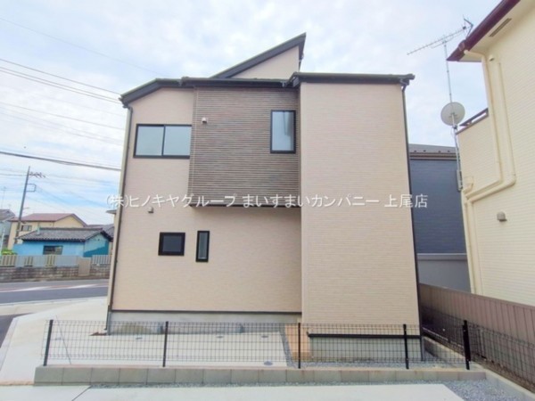上尾市大字瓦葺、新築一戸建ての画像です