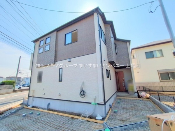 上尾市大字瓦葺、新築一戸建ての画像です