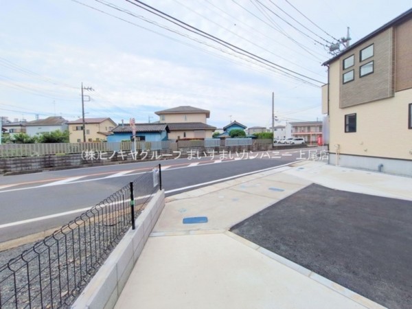 上尾市大字瓦葺、新築一戸建ての画像です