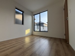 桶川市大字上日出谷、新築一戸建ての画像です