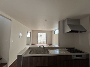 上尾市向山、新築一戸建ての居間画像です