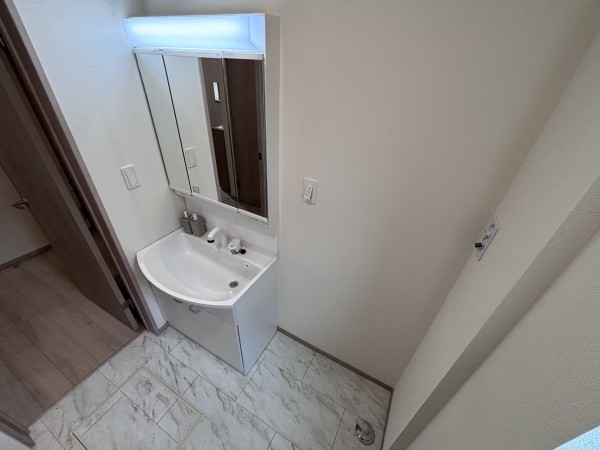 上尾市大字上尾下、新築一戸建ての画像です