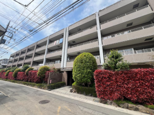 上尾市宮本町、マンションの画像です