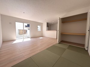 上尾市大字地頭方、新築一戸建ての画像です