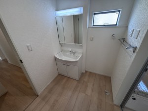 上尾市大字地頭方、新築一戸建ての画像です