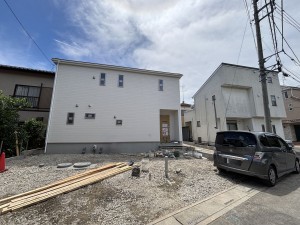上尾市大字地頭方、新築一戸建ての画像です