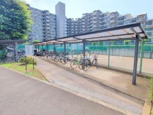 上尾市柏座、マンションの画像です