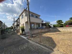 上尾市西宮下、土地の画像です
