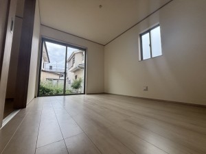 桶川市神明、新築一戸建ての画像です