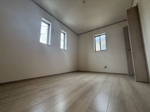 桶川市神明、新築一戸建ての画像です