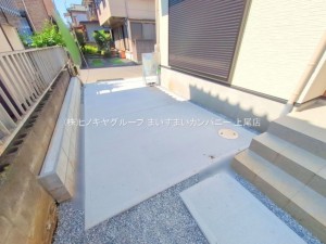 桶川市大字上日出谷、新築一戸建ての画像です