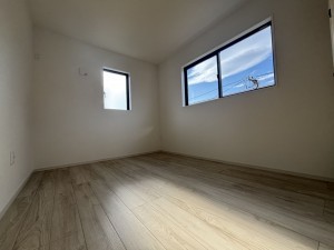 桶川市末広、新築一戸建ての画像です