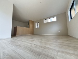 桶川市末広、新築一戸建ての画像です