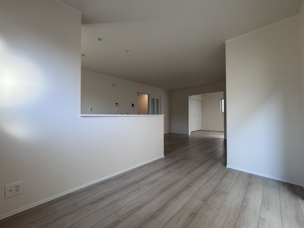 桶川市大字上日出谷、新築一戸建ての画像です