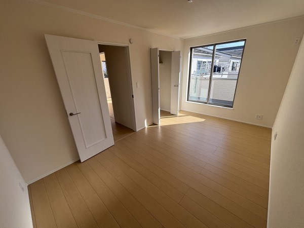 桶川市大字上日出谷、新築一戸建ての画像です