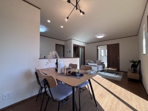 桶川市大字上日出谷、新築一戸建ての画像です