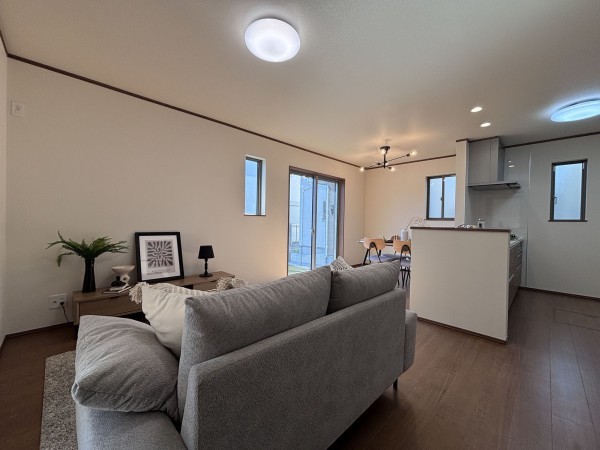 桶川市大字上日出谷、新築一戸建ての画像です