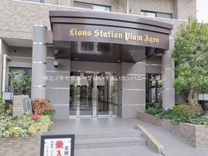 上尾市柏座、マンションの画像です