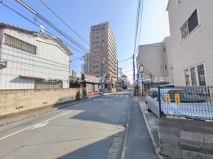 上尾市柏座、マンションの画像です