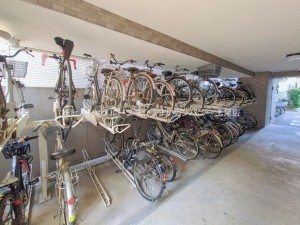 上尾市柏座、マンションの画像です