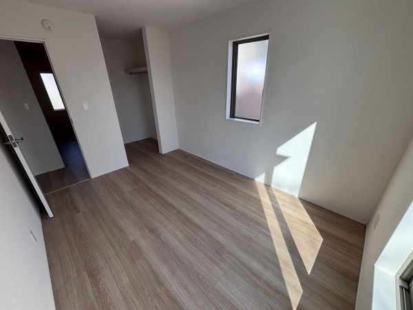 桶川市上日出谷南、新築一戸建ての画像です