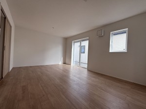 桶川市上日出谷南、新築一戸建ての画像です