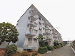 上尾市西宮下、マンションの画像です