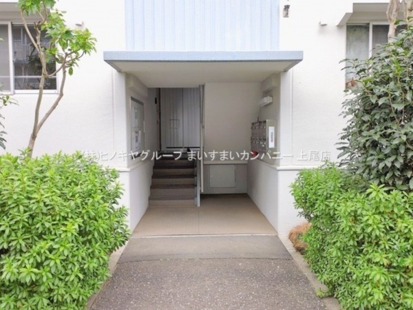 上尾市西宮下、マンションの画像です