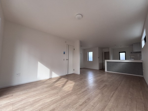 上尾市大字原市、新築一戸建ての画像です