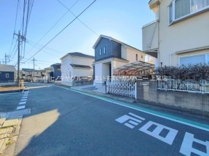 上尾市大字瓦葺、新築一戸建ての画像です