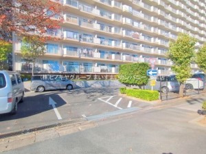 上尾市谷津、マンションの画像です