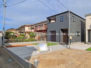 桶川市末広、新築一戸建ての画像です