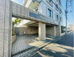 桶川市寿、マンションの画像です