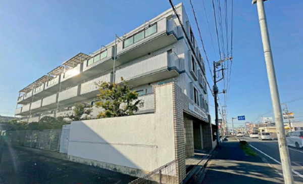 桶川市寿、マンションの画像です