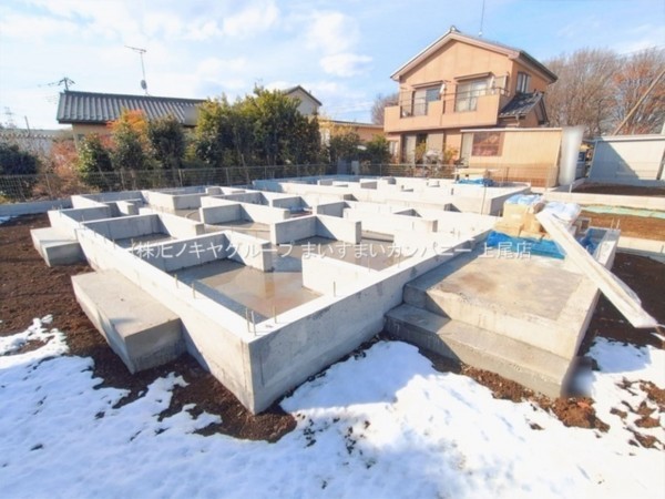 桶川市坂田東、新築一戸建ての画像です