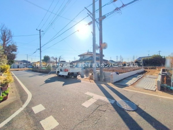 桶川市坂田東、新築一戸建ての画像です