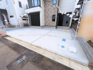 上尾市大字小泉、新築一戸建ての画像です