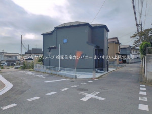上尾市大字瓦葺、新築一戸建ての画像です