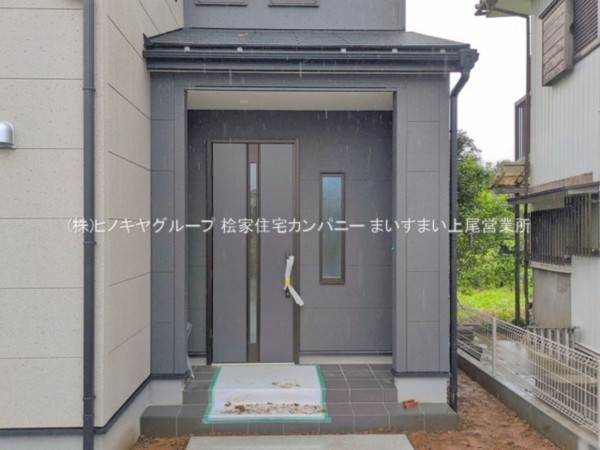 上尾市大字瓦葺、新築一戸建ての画像です
