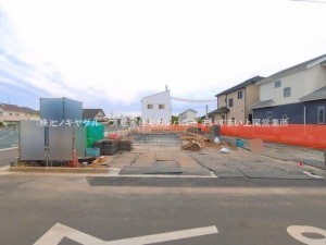 上尾市大字瓦葺、新築一戸建ての画像です