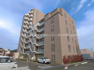 上尾市大字中妻、マンションの画像です